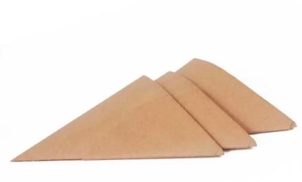 Cono para snacks, contenedor triangular, molde cono para crepa, caja de cono papel, cono para comida, cono para comida mexico, cono de papel para comida, cono para comida rapida, contenedor para comida triangular, cono delivery, desechables biodegradables, desechables ecológicos, cajas para comida, empaques para alimentos, recipiente para alimentos, Fabricación de empaque, Empaque para llevar comida, contenedor para comida, cono para papas fritas